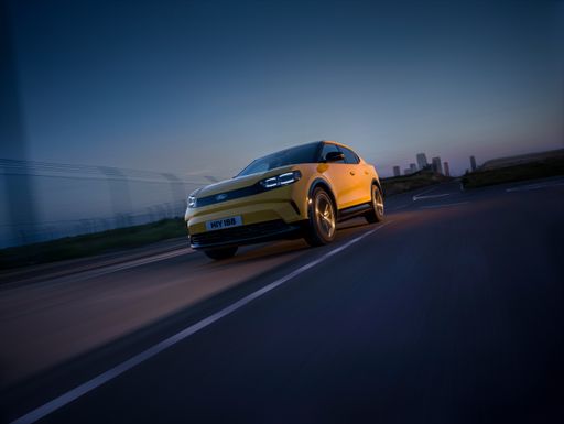 Erstmals vor Publikum in Aktion: der neue, vollelektrische Ford
Capri. / Weiterer Text über ots und www.presseportal.de/nr/143363 /
Die Verwendung dieses Bildes für redaktionelle Zwecke ist unter
Beachtung aller mitgeteilten Nutzungsbedingungen zulässig und dann
auch honorarfrei. Veröffentlichung ausschließlich mit
Bildrechte-Hinweis.