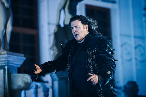 Thomas Tatzl in seiner Rolle als Don Giovanni beim
1. Wiener Opernsommer Belvedere
