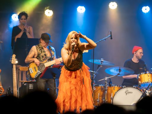 Vorschau Bild von Katharina Straßer am 20.7.24 auf der Donaubühne Tulln