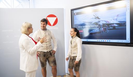 Rossauer Kaserne, Wien, Österreich Präsentation der
ÖBH-Sport-TV-Thek mit Bundesministerin Klaudia Tanner am 12. Juli
2024 Foto:BMLV/Carina KARLOVITS