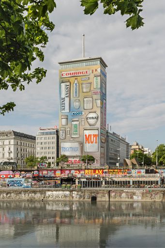Ringturmverhüllung 2024 „Mit den besten Zutaten“ von Johanna
Kandl
