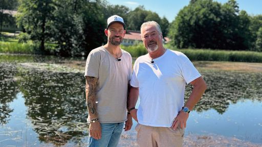 Die Kochprofis Andi Schweiger (li.) und Frank Oehler haben fünf
Tage Zeit, eine Lösung zu finden und dem sympathischen Frauenteam zu
helfen. / Weiterer Text über ots und www.presseportal.de/nr/6605 /
Die Verwendung dieses Bildes für redaktionelle Zwecke ist unter
Beachtung aller mitgeteilten Nutzungsbedingungen zulässig und dann
auch honorarfrei. Veröffentlichung ausschließlich mit
Bildrechte-Hinweis.