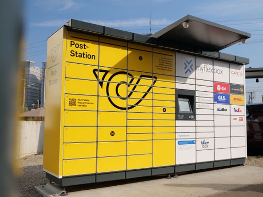 Vorschau Bild von Die erste gemeinsam gebrandete Paketstation von myflexbox und
Post steht in Wien-Favoriten in der Maria-Lassnig-Straße 1.