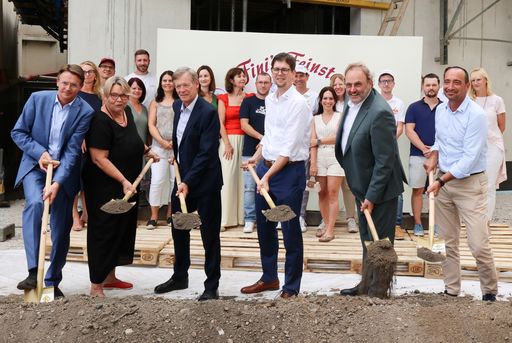 Vorschau Bild von Spatenstich für die neue Fini´s Feinstes Bio-Mühle in Schwechat