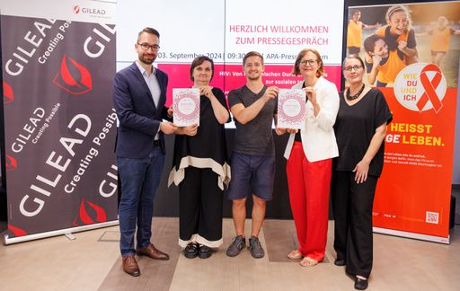  https://www.apa-fotoservice.at/galerie/38033 Präsentation des
Perspektivenpapier: Perspektiven im Wandel: Fortschritte &
Herausforderungen in der HIV-Betreuung in Österreich