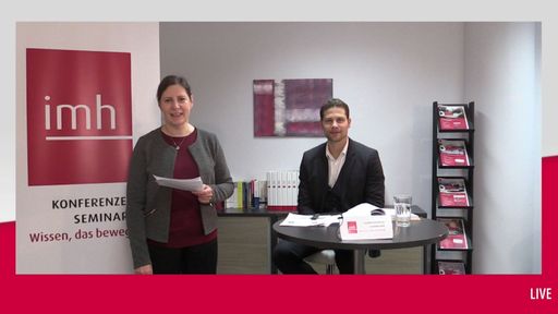  Blick ins Online Studio: Renate Goldnagl (Leitung der imh Online
Seminare) mit dem Digitalrechtsexperten Tobias Tretzmüller