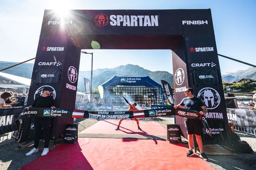  Gregory Basilico (FRA) holte sich mit einer Zeit von 2:47:04 den
Titel als Spartan European Champion 2024 in Zell am See-Kaprun
