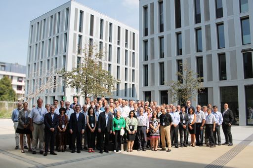  Die rund 80 Teilnehmenden des »2nd World Forum on Particle
Therapy«