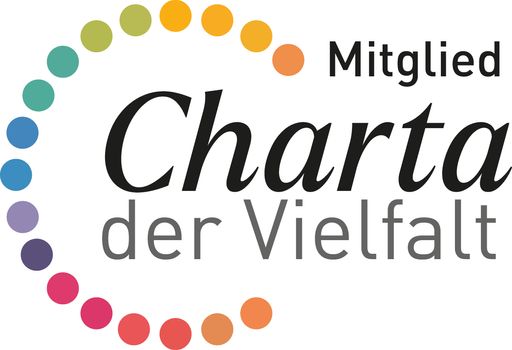 Vorschau Bild von Mit der Unterzeichnung der "Charta der Vielfalt" bekennen sich
Unternehmen und Arbeitgeber:innen öffentlich zur Wertschätzung aller
Menschen - unabhängig von Geschlecht, Hautfarbe, Nationalität,
ethnischer Herkunft, Religion, Weltanschauung, Behinderung, Alter,
sexueller Orientierung oder Identität.