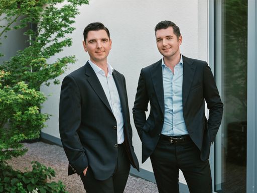 AQON PURE Gründer Konstantin und Maximilian Wilk (v.l.n.r.) /
Weiterer Text über ots und www.presseportal.de/nr/147544 / Die
Verwendung dieses Bildes für redaktionelle Zwecke ist unter
Beachtung aller mitgeteilten Nutzungsbedingungen zulässig und dann
auch honorarfrei. Veröffentlichung ausschließlich mit
Bildrechte-Hinweis.
