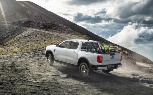 Vorschau Bild von Mit einem maximalen Drehmoment von 690 Nm liefert der Ranger PHEV
einen neuen Bestwert für Ford Ranger-Serienmodelle. / Weiterer Text
über ots und https://www.ots.at/pressemappe/DE143363 / Die
Verwendung dieses Bildes für redaktionelle Zwecke ist unter
Beachtung aller mitgeteilten Nutzungsbedingungen zulässig und dann
auch honorarfrei. Veröffentlichung ausschließlich mit
Bildrechte-Hinweis.