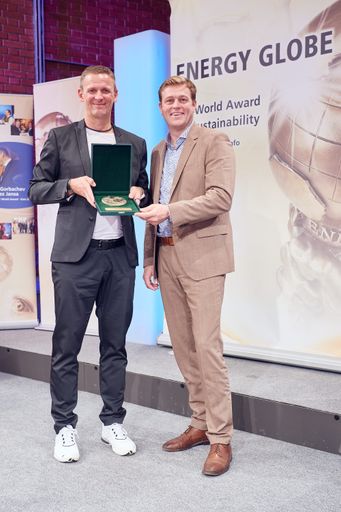 Vorschau Bild von Christian Grünbart bei der Verleihung des Energy Globes