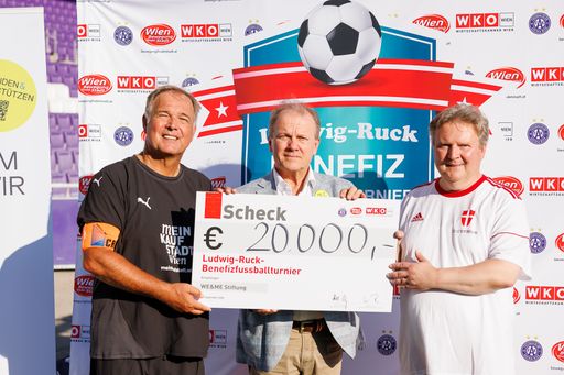 Vorschau Bild von Scheckübergabe: Walter Ruck, Gerhard Ströck und Michael Ludwig