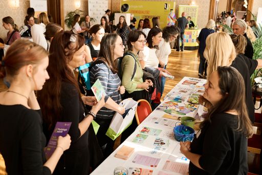 Vorschau Bild von BesucherInnen des TdP 2024