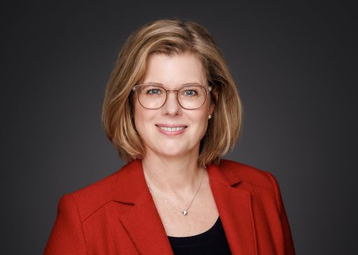 Corinna Valentine, neuer CFO PAYONE GmbH / Weiterer Text über ots
und www.presseportal.de/nr/128023 / Die Verwendung dieses Bildes für
redaktionelle Zwecke ist unter Beachtung aller mitgeteilten
Nutzungsbedingungen zulässig und dann auch honorarfrei.
Veröffentlichung ausschließlich mit Bildrechte-Hinweis.