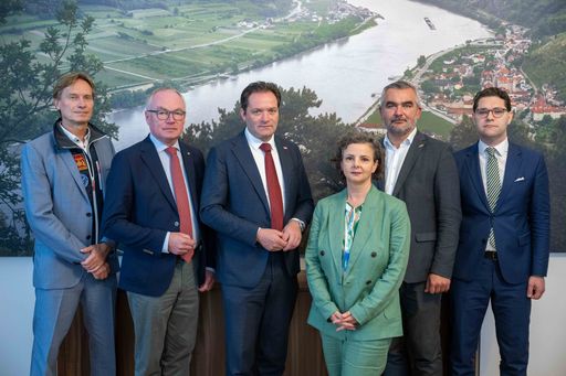  80 Mio. Euro für Sanierung der Dämme und Akutschäden an
Wasser-Infrastruktur, 1 Mrd. Euro bis 2027 für Hochwasserschutz