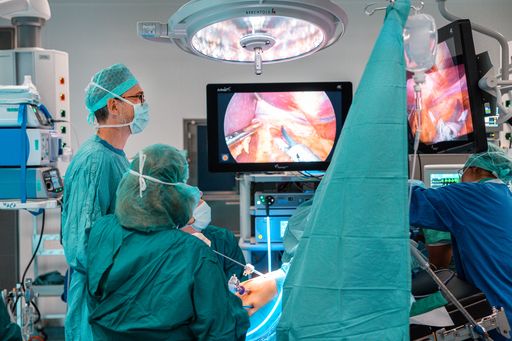 Laparoskopischer Eingriff bei Reflux - Göttlicher Heiland
Krankenhaus