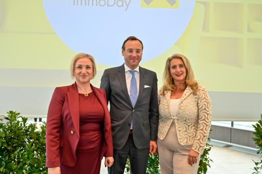 Vorschau Bild von Marion Weinberger-Fritz (RVW), Andreas Unger (LBG), Sigrid
Seebacher (RLB)