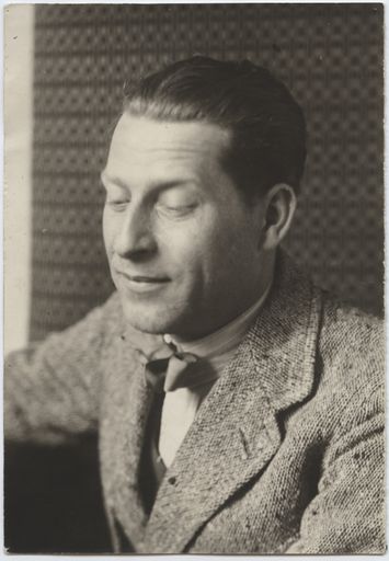 Dagobert Peche, Porträt, 1920 Silbergelatineabzug MAK, KI 15241-9
© MAK