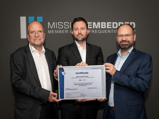 Im Bild v.l.n.r.: Hermann Mattanovich (Mission Embedded), Harald
Erkinger (CIS), Michael Kreilmeier (Mission Embedded)