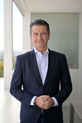  ORF-Generaldirektor Roland Weißmann / Weiterer Text über ots und
www.presseportal.de/nr/66148 / Die Verwendung dieses Bildes für
redaktionelle Zwecke ist unter Beachtung aller mitgeteilten
Nutzungsbedingungen zulässig und dann auch honorarfrei.
Veröffentlichung ausschließlich mit Bildrechte-Hinweis.