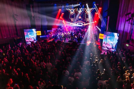 Vorschau Bild von Orchester trifft Beats: Volles Haus und ausgelassene Stimmung im
Villacher Kongress