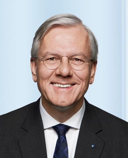Dr. Christoph Franz verstärkt per 31. Oktober 2024 den
Verwaltungsrat der Artemis Holding AG. / Weiterer Text über ots und
www.presseportal.ch/de/nr/100053819 / Die Verwendung dieses Bildes
für redaktionelle Zwecke ist unter Beachtung aller mitgeteilten
Nutzungsbedingungen zulässig und dann auch honorarfrei.
Veröffentlichung ausschließlich mit Bildrechte-Hinweis.