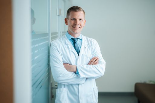 Priv.-Doz. Dr. Holger Stadthalter übernimmt die ärztliche Leitung
der Privatklinik Villach.
