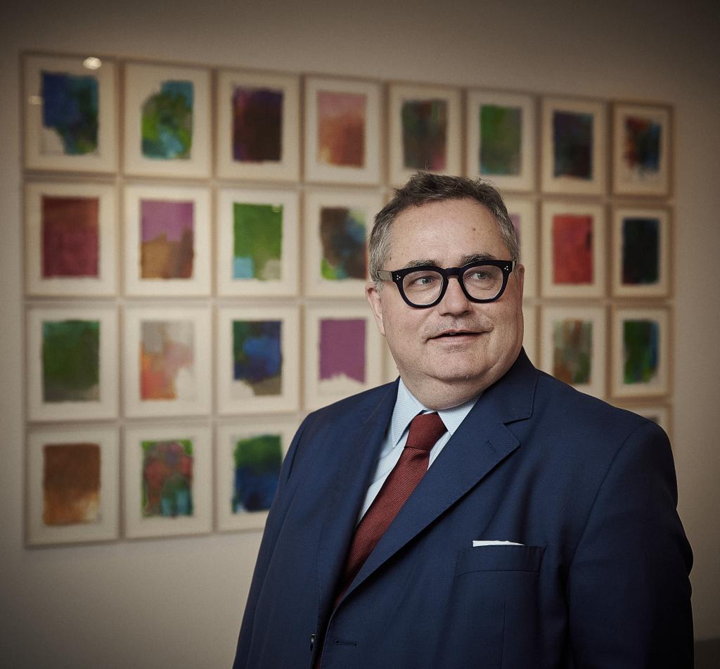 Werner Trenker, owner of MED TRUST, receives the “viennaARTaward” 2024