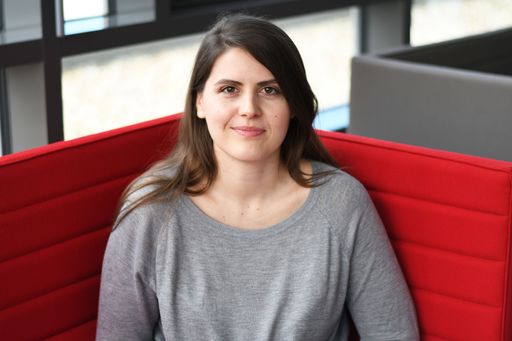 Vorschau Bild von Der Jungjournalistinnenpreis an Daniela Breščaković vom
Nachrichtenmagazin Profil