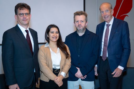 Gestern Abend fand im Presseclub Concordia die
Österreich-Premiere der Dokumentation How Sweden Quit Smoking statt.
Nach der Premiere diskutierten der schwedische Suchtexperte Prof.
Karl Fagerström, Regisseur Tomasz Agencki, Beatriz Santos, COO von
We Are Innovation und Univ.-Doz. Dr. med. Ernest Groman,
wissenschaftlicher Leiter des Nikotin Institut Wien, über
erfolgversprechende Lösungsansätze für ein rauchfreies Europa.