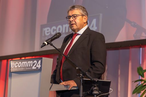 Vorschau Bild von Sigmar Gabriel, Speaker bei der re.comm 2024