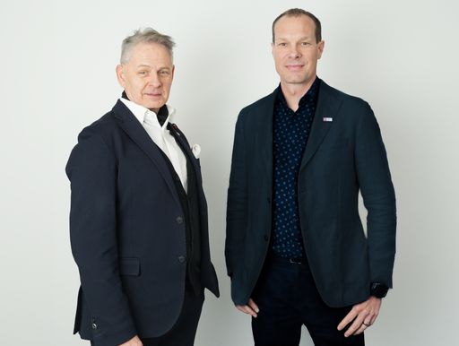 Chefredakteur Martin Schöndorfer und Thomas Zerlauth,
Geschäftsführer der RegionalMedien Salzburg und Tirol (v.l.n.r.)