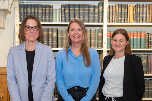 Vorschau Bild von Die Preisträgerinnen des Journalismuspreises des Österreichischen
Apothekerverbands