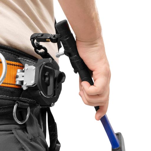 Vorschau Bild von Effizient und sicher arbeiten – Werkzeug stets griffbereit
gesichert mit der neuen REELOQ Werkzeugsicherung - egal ob bei
Freileitungsmontage, Wartungsarbeiten auf Windkraftanlagen oder
sonstige Industriekletter-Tätigkeiten.