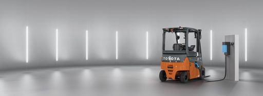  Auch in der Flurfördertechnik ist Elektromobilität ein zentrales
Thema.