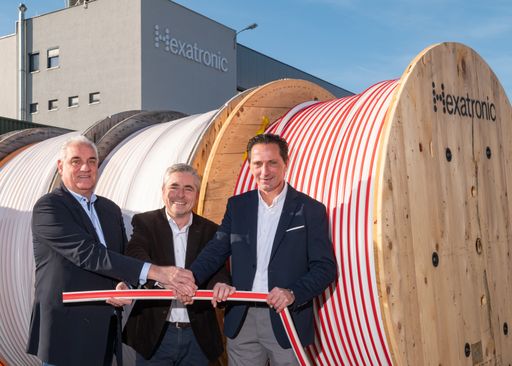 Vorschau Bild von Stolz auf die neue regionale Partnerschaft in Rot-Weiß-Rot.