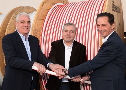  Stolz auf die neue regionale Partnerschaft in Rot-Weiß-Rot!