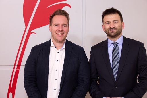  Patrick Tomelitsch, Gründer der Adola.AI GmbH (l.) und Atilla
Ceylan, Gründer und Geschäftsführer der Adola.AI GmbH (r.)