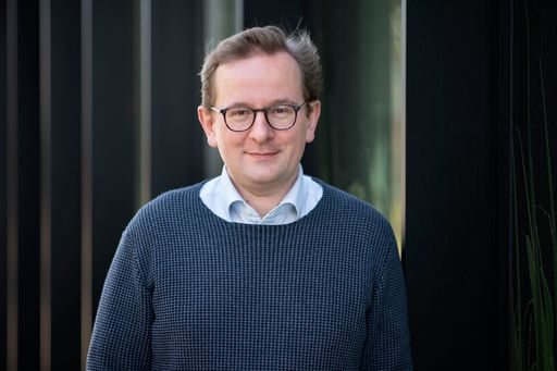 Psychotherapeut Christian Hajek gibt Tipps, wie aus Weihnachten
ein wirklich besinnliches Fest werden kann.
