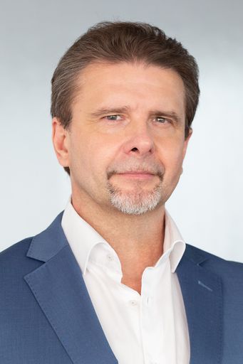 Vorschau Bild von Martin Dallinger, Geschäftsführer der Pfizer Manufacturing
Austria