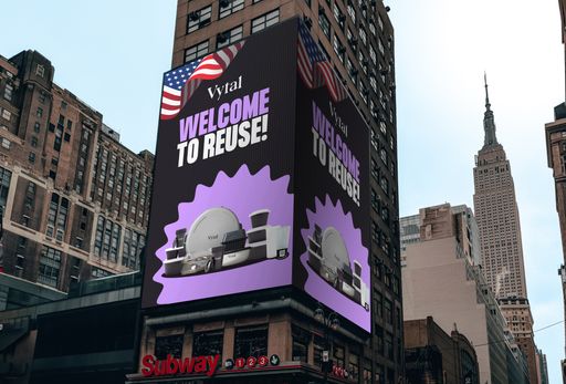  Big News: Vytal expandiert in die USA! Mit innovativen Lösungen
für nachhaltige Verpackungen setzen wir ein Zeichen in ganz Amerika.
Dieses digital gestaltete Bild zeigt eine Werbetafel am Times Square
in New York, auf der unsere vielseitige Produktpalette präsentiert
wird. Mit dem Slogan 'Welcome to Reuse' unterstreichen wir unseren
Anspruch an Umweltbewusstsein und nachhaltiges Handeln. / Weiterer
Text über ots und www.presseportal.de/nr/154934 / Die Verwendung
dieses Bildes für redaktionelle Zwecke ist unter Beachtung aller
mitgeteilten Nutzungsbedingungen zulässig und dann auch honorarfrei.
Veröffentlichung ausschließlich mit Bildrechte-Hinweis.