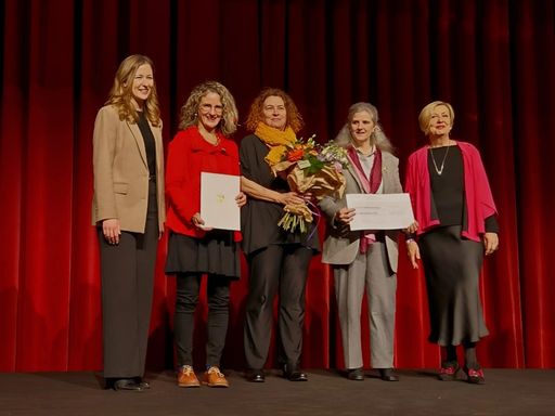 v.l.n.r.: Claudia Plakolm, Elisabeth Marcus, Barbara
Mitterlehner, Veronika Prüller-Jagenteufel, Edeltraud Glettler