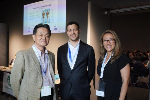 from left: Tadaaki Yoshinaga - CEO GSI CREOS Corp Yves Antoniazzi
- CEO Astrasana Holding AG Chikako Yoshida - CEO Astrasana Japan
ltd. / Weiterer Text über ots und
www.presseportal.ch/de/nr/100094786 / Die Verwendung dieses Bildes
für redaktionelle Zwecke ist unter Beachtung aller mitgeteilten
Nutzungsbedingungen zulässig und dann auch honorarfrei.
Veröffentlichung ausschließlich mit Bildrechte-Hinweis.
