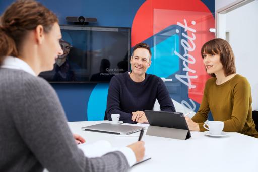  Kundengespräch bei APS Group.