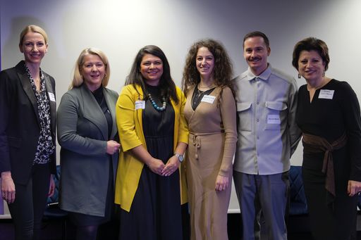  Daniela Drakulic, Helene Baumgartner, Nadia Tor, Nicol Weghofer,
Marcel Aberle, Tatjana Lulevic-Heyny (Bild v.l.n.r.)