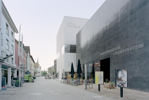  Kunstmuseum Liechtenstein mit Hilti Art Foundation, Vaduz /
Weiterer Text über ots und www.presseportal.ch/de/nr/100052612 / Die
Verwendung dieses Bildes für redaktionelle Zwecke ist unter
Beachtung aller mitgeteilten Nutzungsbedingungen zulässig und dann
auch honorarfrei. Veröffentlichung ausschließlich mit
Bildrechte-Hinweis.