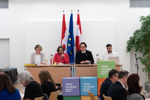 Sitzung der Bezirksvertretung in Wien Neubau im Dezember 2024