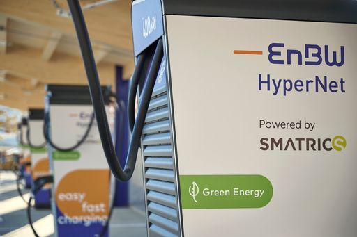 SMATRICS EnBW Schnellladepark in Brixen mit 20 Ladepunkten