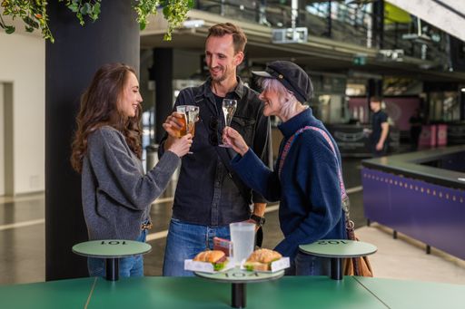Mit der digitalen Vorbestellplattform von GOURMET ist der
Konzertbesuch jetzt noch komfortabler.